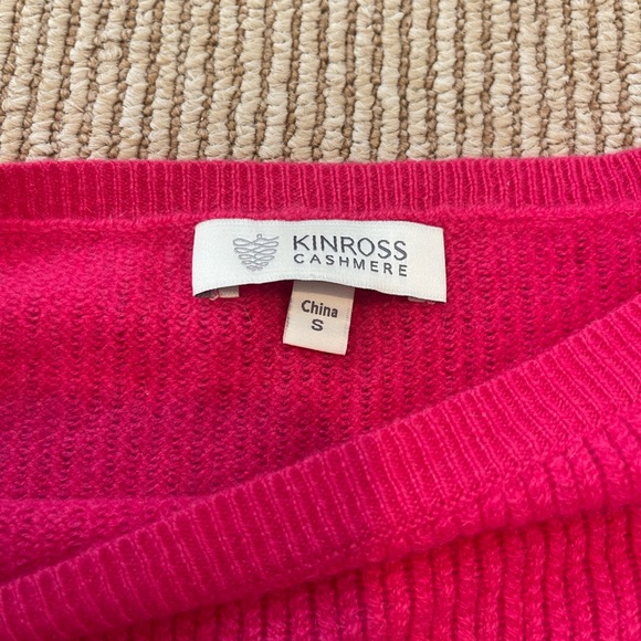 Kinross Fuchsia Cashmere Sweater - Picture 3 of 7